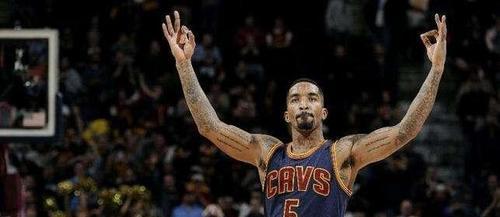 JR史密斯在最强NBA中的表现如何？他的属性和能力有哪些特点？